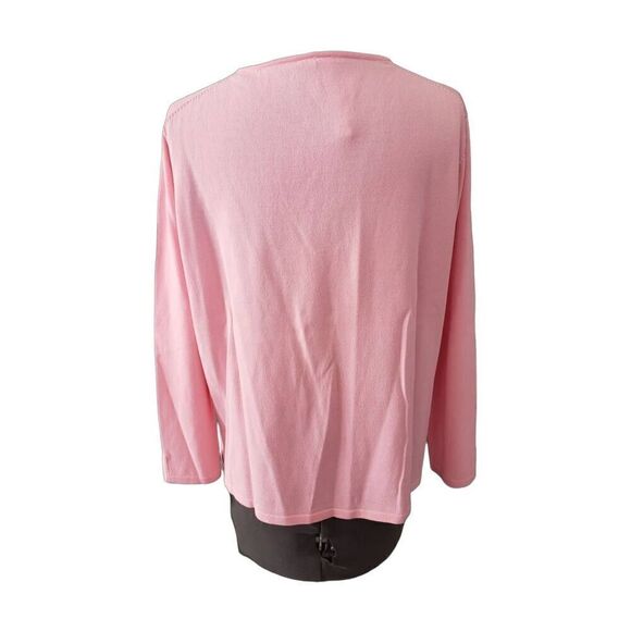 Debra Deroo  - Picture 2 of 6